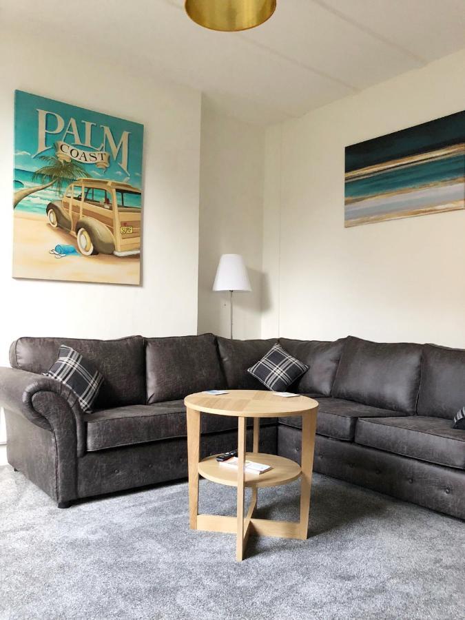 Summer Breeze. 3-Bed Apartment Close To The Beach بورنماوث المظهر الخارجي الصورة